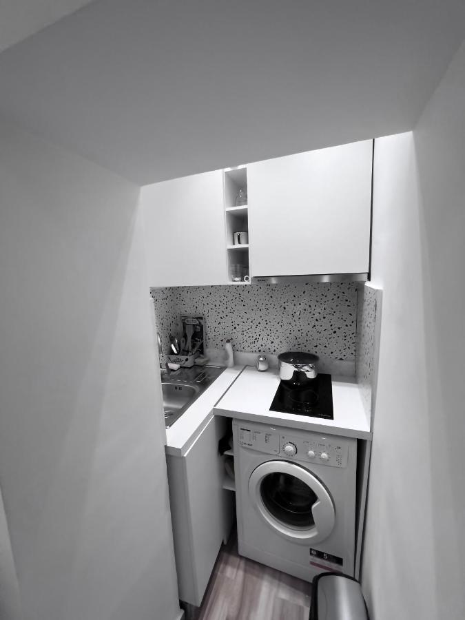 Luxury Apartment In Blloku Area Tirana Extérieur photo